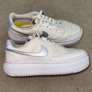 NIKE PLATFORM AIR FORCES- METALLIC DESIGN- Size 8